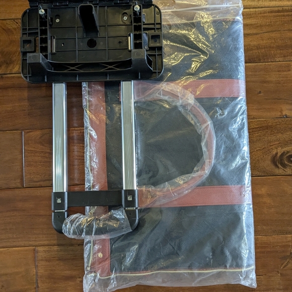 Luhxe Travel Bag 2.0 Roller Addition In Charcoal - Picture 2 of 6